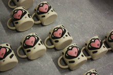 Load image into Gallery viewer, Claddagh Mug